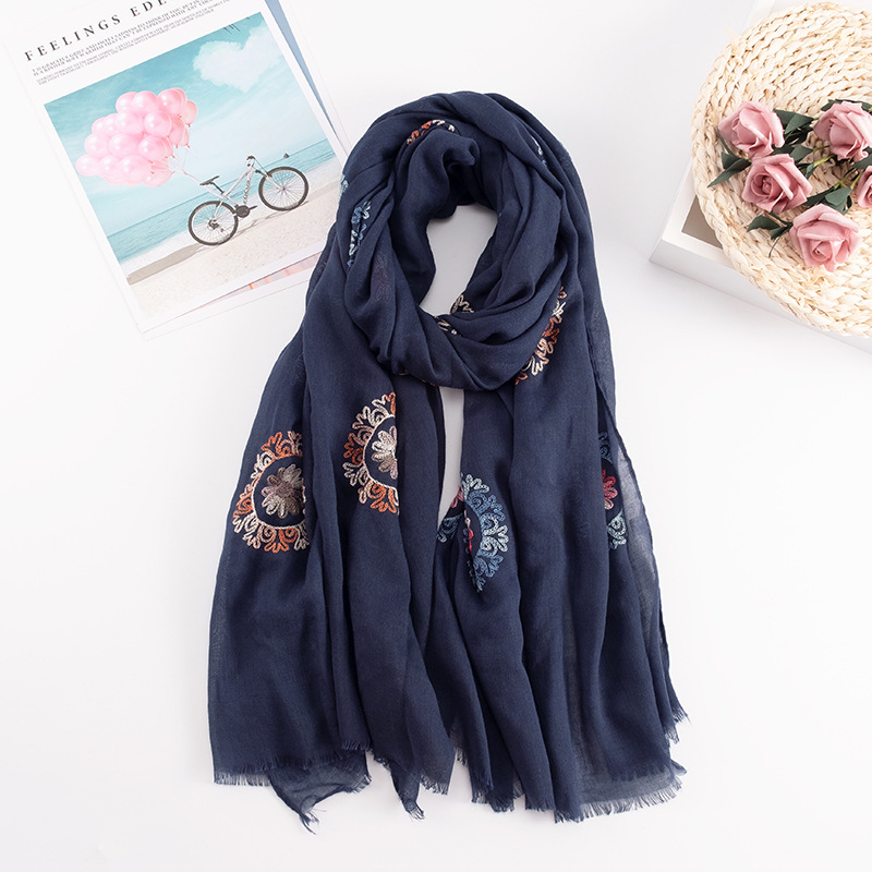 Many Colours Ethnic Embroidery - Shawl Wrap Winter avis et prix